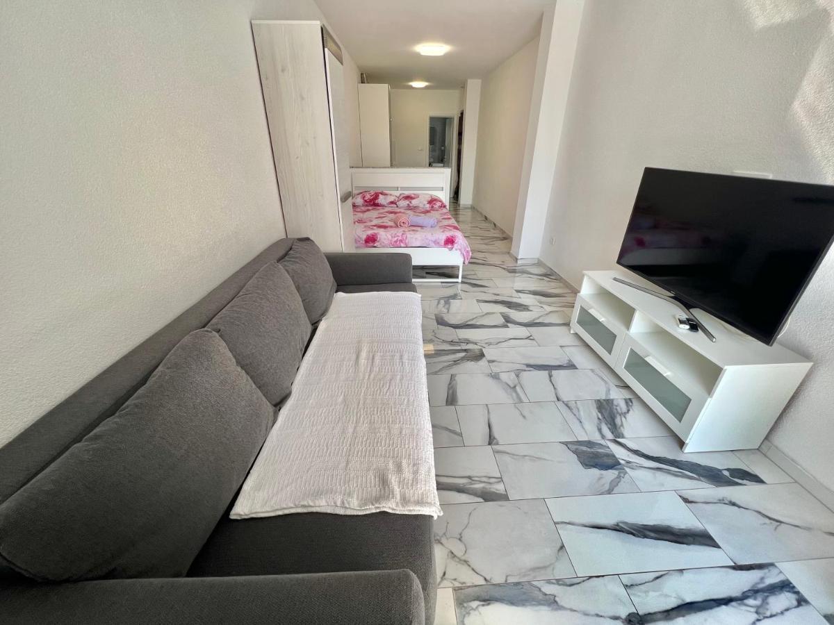 Apartment Ana *