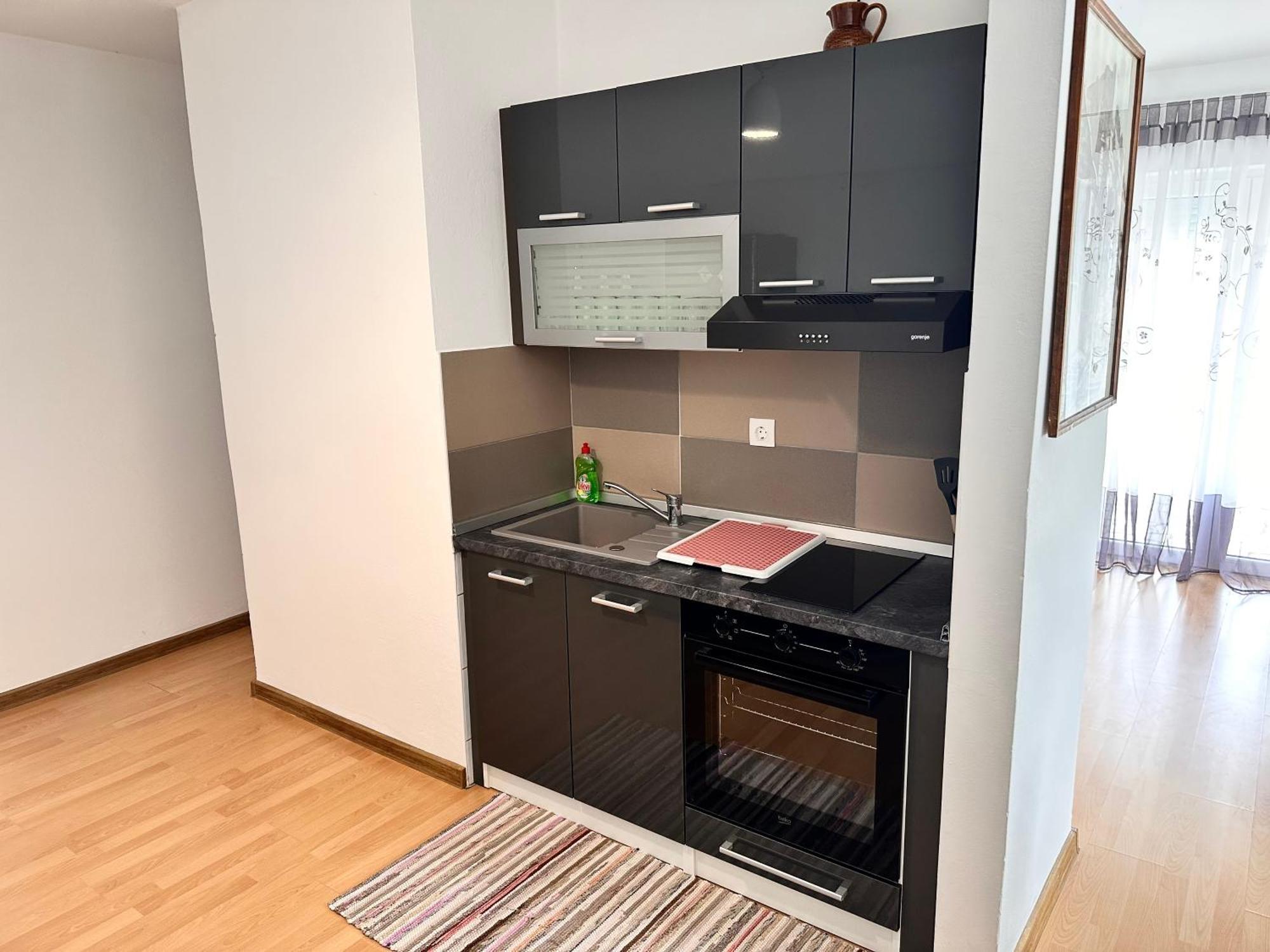 Apartment Ana *